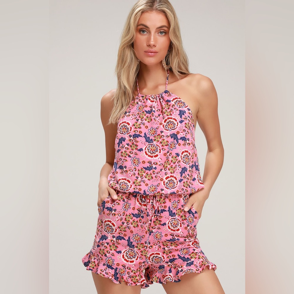 Lulu’s parrot cay pink floral halter romper NWOT